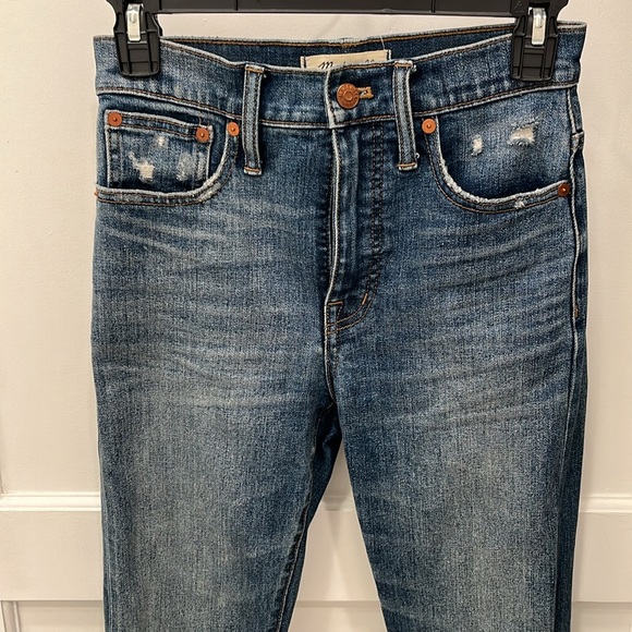 Madewell Classic Straight Jean - Picture 1 of 4